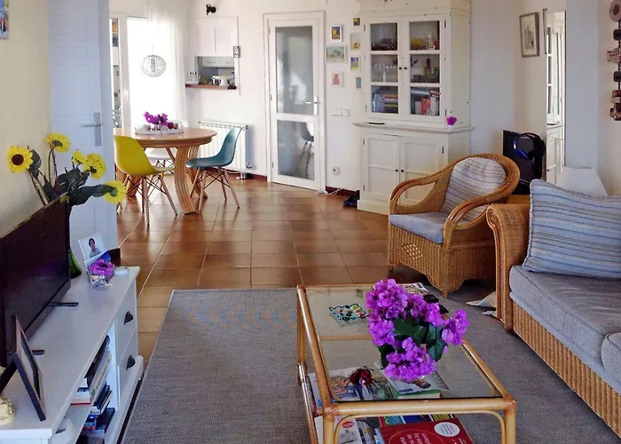 Les Gavines Apartment *